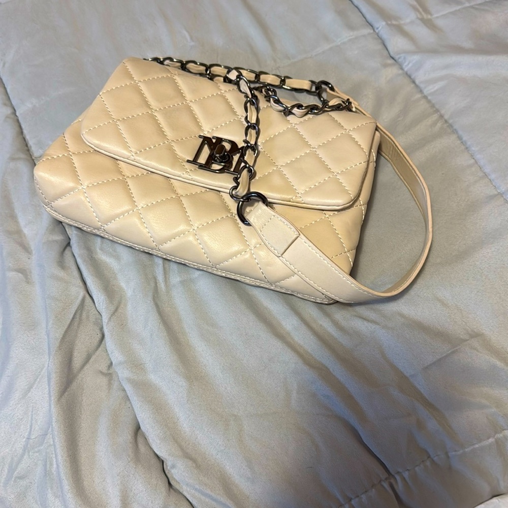 Cream Quilted Shoulder Bag with Chain Strap